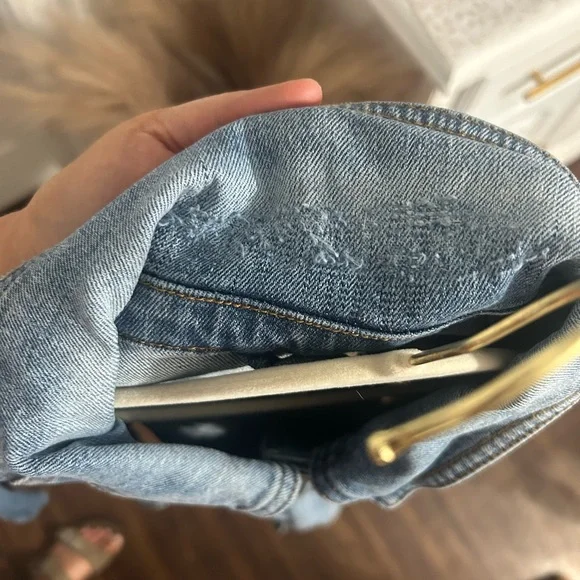 Pilcro Women’s Blue Denim Jacket - Picture 8 of 8